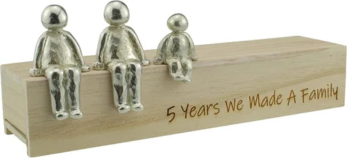 Idea para el 5º aniversario – 5 años que hicimos un adorno de metal familiar – Elige tu combinación familiar (1 niño)