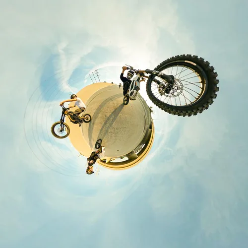 Miniatura 6 de GoPro MAX - Cámara impermeable 360 + cámara tradicional con pantalla táctil esférica 5.6K30 HD Video 16.6MP 360 fotos 1080p Estabilización