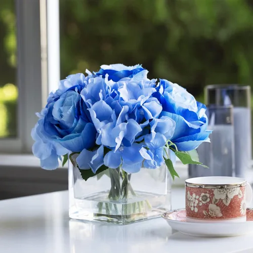 Miniatura 2 de ENOVA FLORAL Pequeñas flores falsas de seda azul con jarrón, arreglo floral artificial de rosas mixtas y hortensias en jarrón con agua sintética
