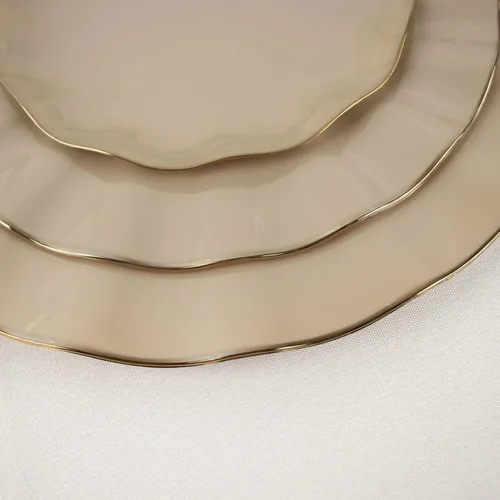 Miniatura 27 de Tableclothsfactory Paquete de 10 platos redondos de plástico negro de 6 pulgadas para ensalada de postre, platos desechables con borde ondulado
