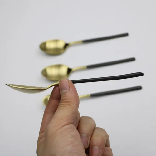 Miniatura 6 de 4 cucharaditas de acero inoxidable 18/10, mango negro mate dorado
