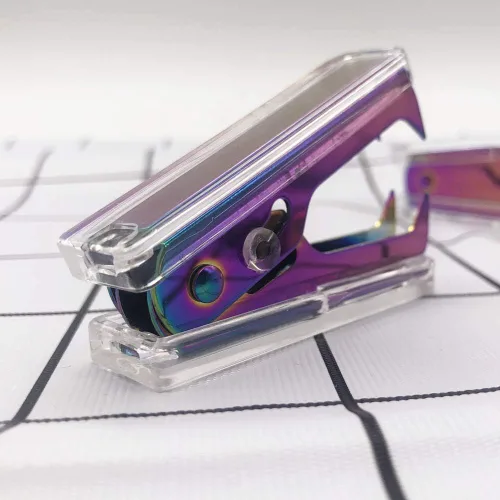 Miniatura 3 de NatSumeBasics Lindo removedor de grapas de arcoíris, herramienta de extracción de grapas transparente para el hogar, oficina, escuela, accesorios