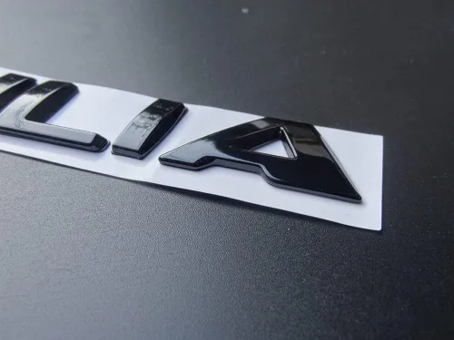 Miniatura 5 de Giulia - Letra metálica 3D para maletero de Alfa Romeo 2018-2021 2022, calcomanía deportiva para portón trasero, color negro brillante, accesorios