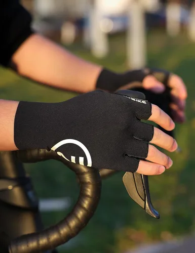 Miniatura 2 de INBIKE Guantes de ciclismo para hombres y mujeres, guantes de bicicleta transpirables ligeros de medio dedo, guantes de ciclismo de montaña