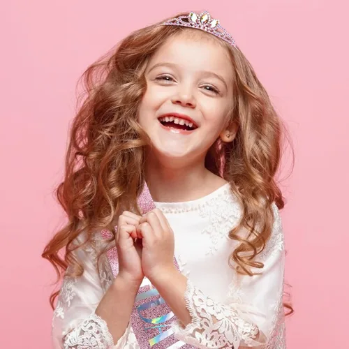Miniatura 3 de COCIDE Juego de banda y tiara de princesa para niñas y mujeres, kit de accesorios para fiesta de cumpleaños con corona rosa, decoraciones de feliz