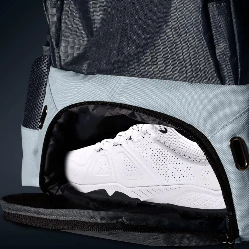 Miniatura 7 de Mochila juvenil de tamaño perfecto para atletas de 8 a 14 años, a diferencia de las mochilas grandes y voluminosas de tamaño adulto, con 2 soportes
