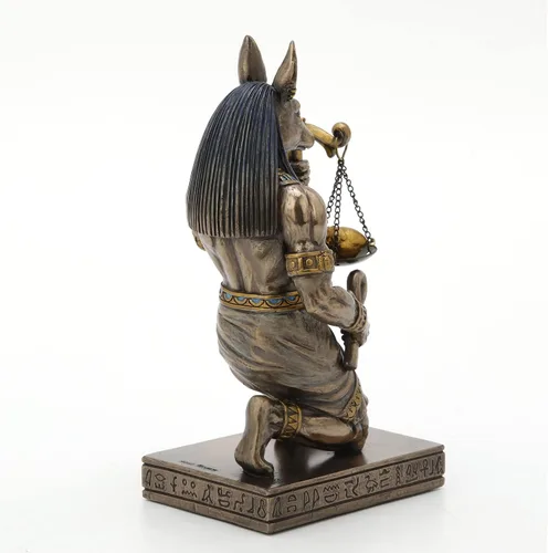 Miniatura 6 de Veronese Design 7 1/4" arrodillado Anubis Holding Escala de Verdad y Justicia Estatua de Resina Acabado Bronce Acabado en bronce fundido en frío