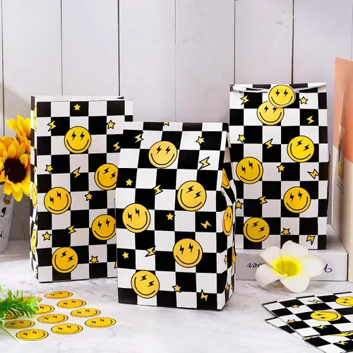 Miniatura 5 de AnyDesign 24 bolsas de regalo para fiesta de cumpleaños de un día feliz, bolsas de regalo con etiquetas adhesivas, bolsas de regalo a cuadros
