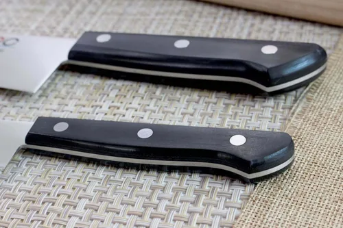 Miniatura 7 de MAC Knife Chef Series - Juego de 2 cuchillos de iniciación – Cuchillo de chef estilo Gyutou de 8.5 pulgadas y cuchillo utilitario de 5.5 pulgadas