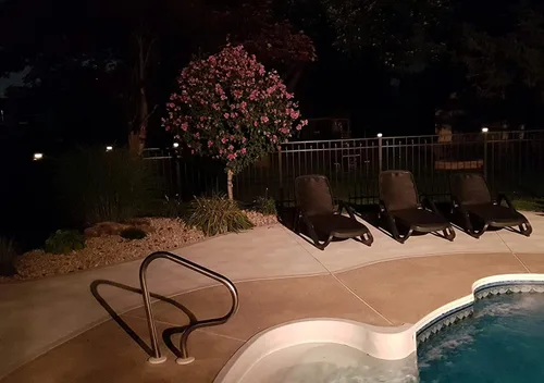 Miniatura 4 de LED solar de 2 pulgadas x 2 pulgadas (2.0 in x 2.0 in) para valla de hierro forjado y aluminio o jardín, luces solares para cerca, paquete de 8 Luz