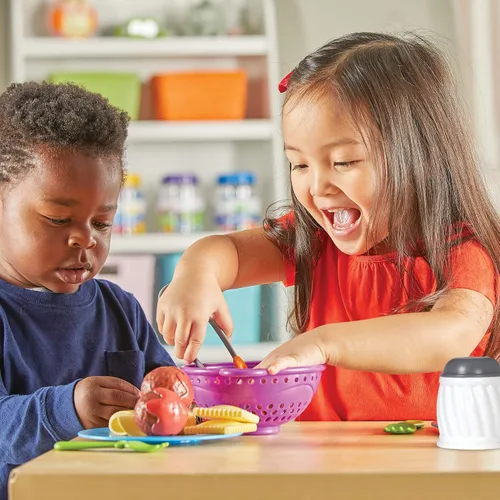 Miniatura 4 de Learning Resources New Sprouts Hora de la Pasta - 20 piezas, a partir de 2 años, juguetes de simulación de alimentos para niños pequeños, juguetes