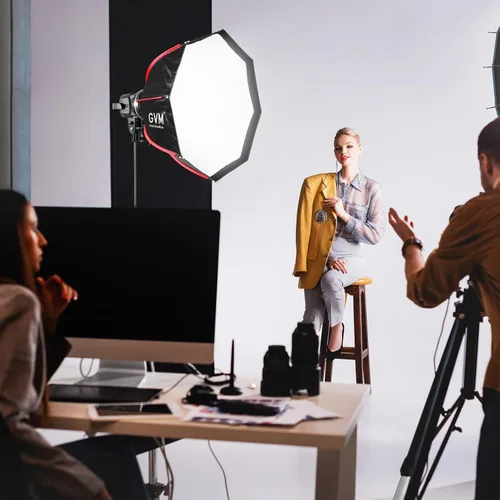 Miniatura 7 de GVM - Luz de video de 80 W, luces de estudio para fotografía, kit de iluminación Softbox con soporte Bowens, temperatura de color CRI97+ 5600K, caja