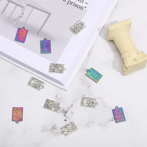 Miniatura 5 de CHGCRAFT 24 dijes de cartas de tarot de 12 estilos, colgantes de aleación chapados en rectángel, para manualidades, pulseras, aretes, collares