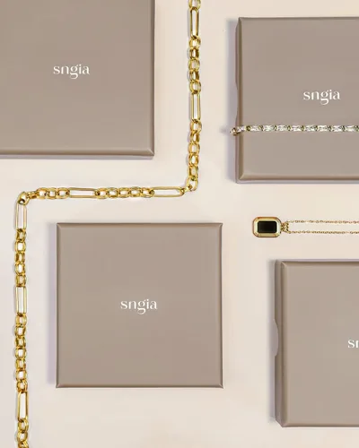 Miniatura 6 de Aretes gruesos chapados en oro de 18 quilates, con diseño ovalado, ovalado, con forma de cúpula exagerada y redondeada, hechos a mano, con botón