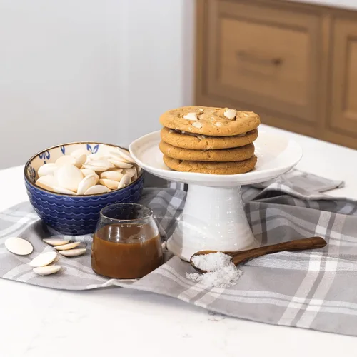 Miniatura 5 de The Cravory: Galletas de crema de caramelo salado, 12 galletas, 2.0 onzas cada una, envueltas individualmente, gourmet, horneadas frescas, postres