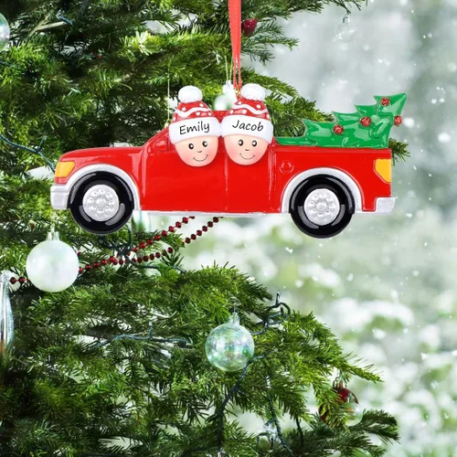 Miniatura 2 de Adorno de Navidad familiar personalizado 2024 Familia de 2 personas que llevan árbol de Navidad para el hogar, camión rojo, hecho a mano, regalo