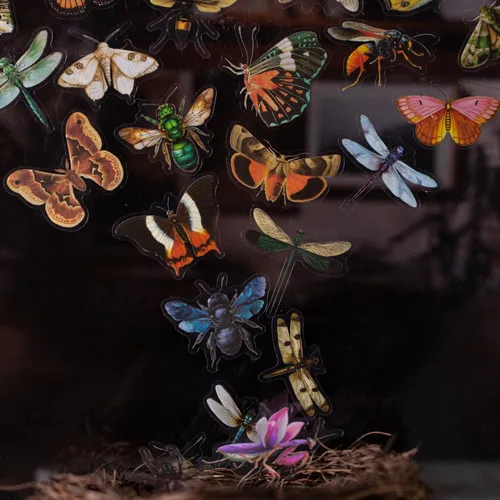 Miniatura 8 de 60 piezas de calcomanías holográficas de abejas de jardín para niñas estéticas – Calcomanías transparentes de abejas, florales, de panal