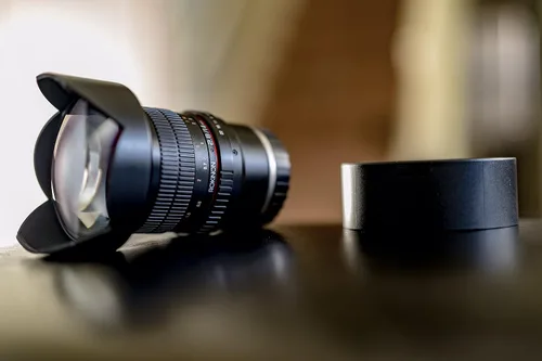 Miniatura 2 de Lente ultra de gran angular Rokinon – 14 mm F2.8