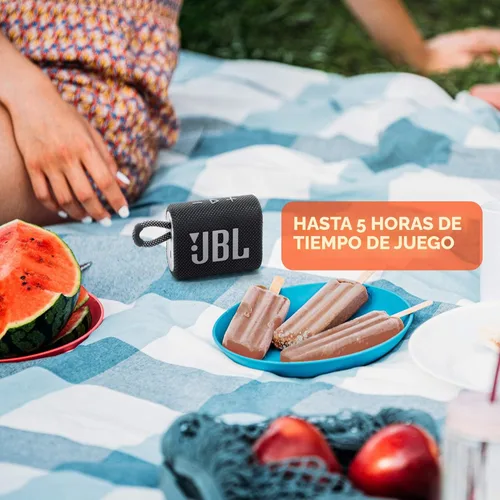 Miniatura 4 de JBL Go 3 - Mini altavoz Bluetooth portátil, audio grande y graves fuertes, IP67 impermeable y a prueba de polvo, 5 horas de tiempo de reproducción