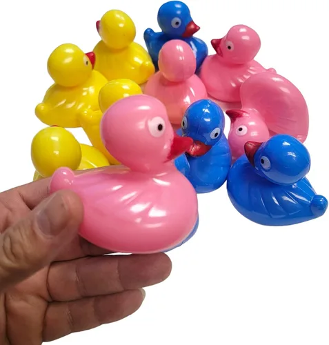 Coloridos patitos flotantes con peso (paquete de 12) flotador de plástico para estanque de patos. (2.75 pulgadas) divertido juguete de juego para