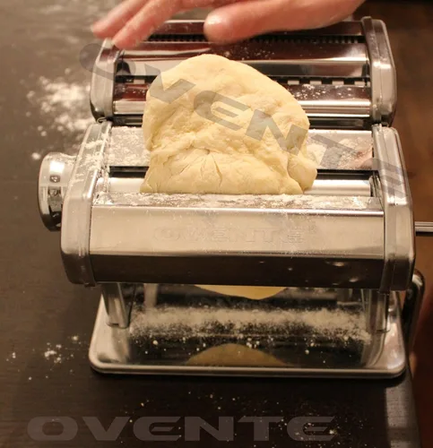 Miniatura 5 de Dispositivo Ovente para hacer pastas de acero inoxidable vintage PA515S, cromo pulido, Polished Chrome
