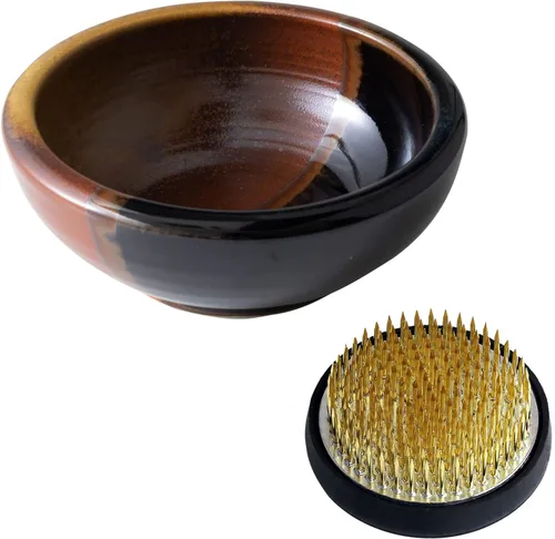Kit esencial de herramientas para arreglos florales Ikebana japonés de la serie Minoyaki de Wazakura con pequeña jarra de cerámica redonda y rana de