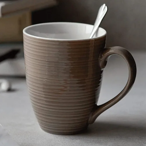 Miniatura 7 de DOWAN Tazas de Café, Juego de 6 Tazas de Café de 17 Oz, Tazas de Té Onduladas (Marrón)