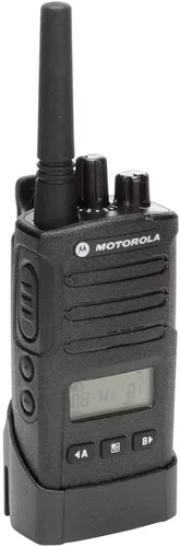 Miniatura 3 de 4 radios comerciales Motorola RMU2080d in situ de 2 vías con pantalla (RMU2080D) + 4 auriculares Motorola HKLN4604 PTT - Paquete de 4 con paquete