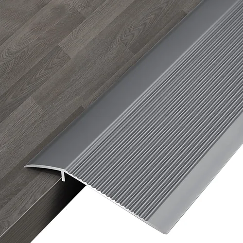 Miniatura 10 de SAGIDAR Tiras de transición de aluminio para puerta, rampas de umbral de metal de 3.9 in de ancho, tira de borde de alfombra antideslizante, suave