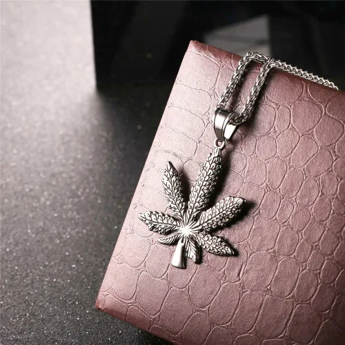 Miniatura 6 de U7 Punk Necklaces Stainless Steel 18K Gold Plated Large Hip Hop DaggerKnifeSwordSteampunk GearLarge Razor Blade Pendant Necklace for Men Women