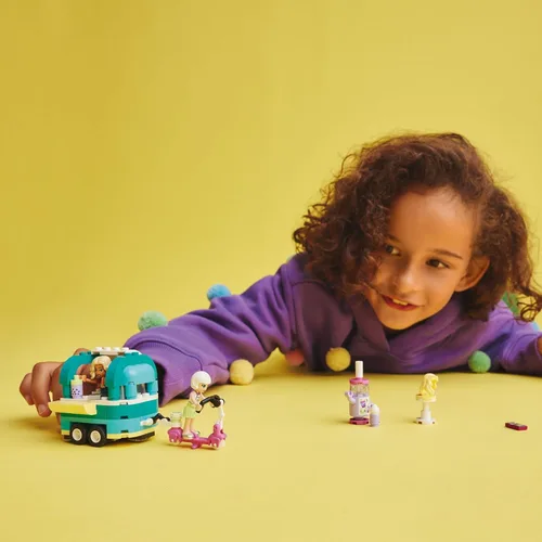 Miniatura 2 de LEGO Friends Tienda Móvil de Té de Burbujas Juego de Construcción de Juguetes 41733, Divertido Juego de Simulación Conjunto de Vehículo de Juguete