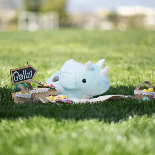 Miniatura 7 de Bellzi Triceratops - Lindo juguete de peluche de animal de peluche, adorable juguete de dinosaurio suave y regalos, regalo perfecto para niños