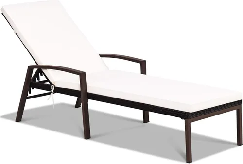 Tangkula Sillón de ratán para patio, tumbona reclinable para exteriores con cojín y reposabrazos, tumbona de mimbre con respaldo ajustable para Beige