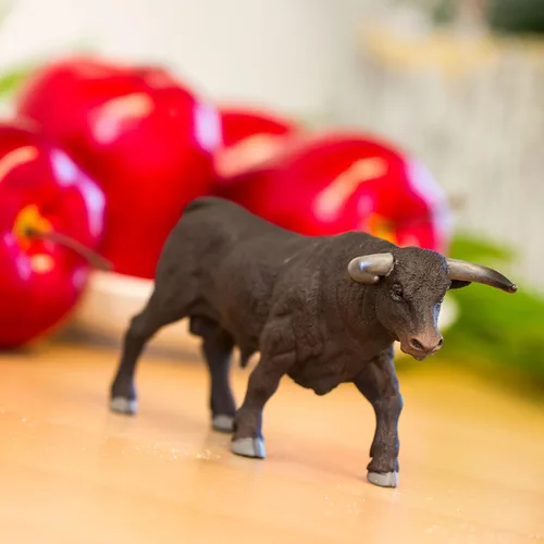 Miniatura 6 de Safari Ltd. Figura de Black Bull – Figura detallada de plástico de 6 pulgadas – Divertido juguete educativo para niños, niñas y niños a partir de 3
