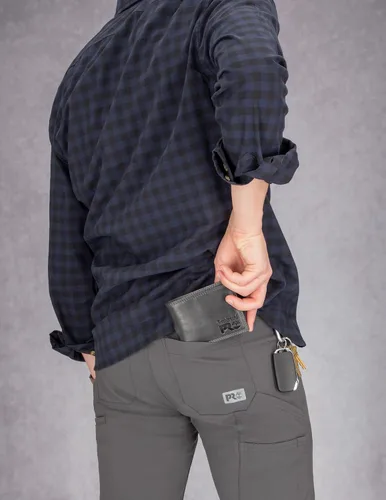 Miniatura 6 de Timberland PRO Men's Leather RFID Wallet with Removable Flip Pocket Card Carrier