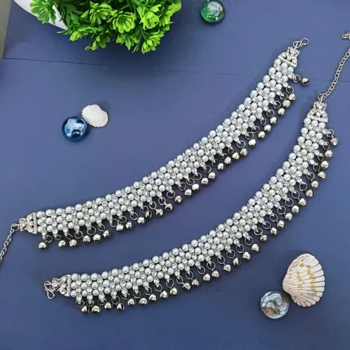 Miniatura 2 de Efulgenz Silver Anklets with Crystal & Faux Pearl - Indian Women's Bell Anklets & Ghungroo Ankle Bracelets