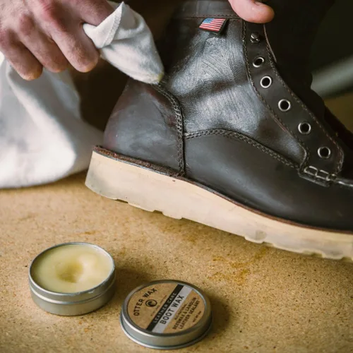 Miniatura 6 de Otter Wax Cera para botas 2 onzas Impermeabilizante de cuero natural Fabricado en Estados Unidos