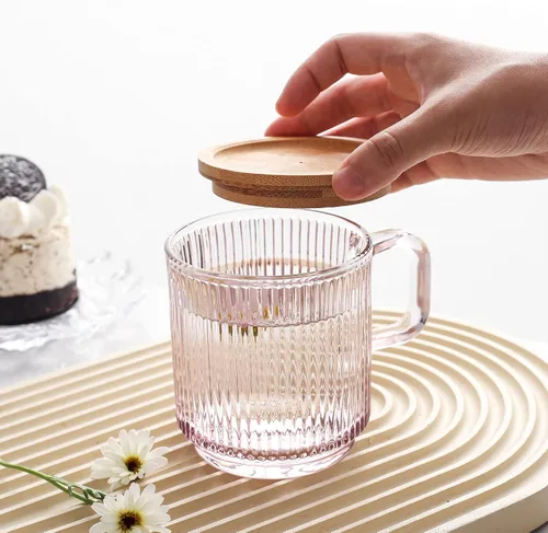 Miniatura 6 de Lysenn - Taza de café de cristal rosa con tapa, taza de té clásica de rayas verticales de primera calidad para Latte Té Chocolate Jugo Agua - Sin