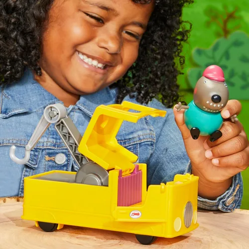 Miniatura 4 de Peppa Pig Juego de vehículos de construcción y figuras de camión de remolque del abuelo, juguetes preescolares para niños y niñas de 3 años