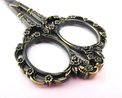 Miniatura 5 de Yueton Tijeras de bordado de costura de flor de ciruelo estilo europeo vintage (bronce)