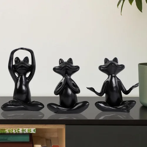 Miniatura 3 de Suoedd Juego de 3 figuras de rana negra para decoración de yoga, estatuas de yoga de rana para sala de estar moderna, mesa, oficina, estantería