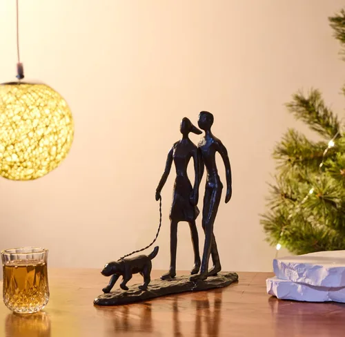 Miniatura 3 de Escultura de hierro fundido para pareja y perro, decoración romántica de arte de metal, estatua de amor familiar, regalos para amantes de los perros