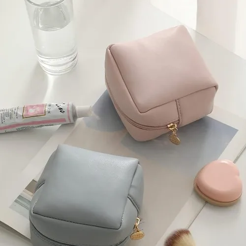 Miniatura 5 de ALTALIVA Pequeña bolsa de maquillaje de cosméticos para mujeres y niñas, bolsas de cosméticos de viaje, impermeable, linda bolsa con cremallera, 3