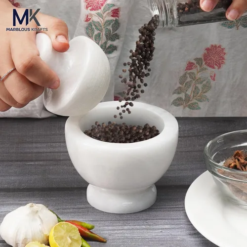 Miniatura 5 de Marblous Krafts Juego de mortero y mortero de mármol de 3.5 pulgadas, molinillo de hierbas y especias blanco para accesorios de cocina, molinillo