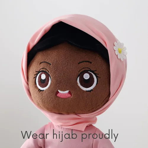 Miniatura 7 de Mommy Yasmin - Muñeca Hijab para calmar y hablar Surah & Dua Regalo de cumpleaños Interactivo + sensorial + relajante Control remoto