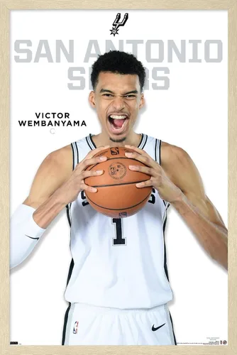 Miniatura 7 de Trends International NBA San Antonio Spurs - Póster de pared de Victor Wembanyama Feature Series 23, 22.4 pulgadas de largo x 14.7 pulgadas, versión
