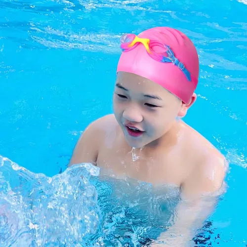Miniatura 6 de Gorro de natación para niños y niñas, gorro de natación de silicona para cabello corto con gafas de natación y clip para la nariz, gorras de baño