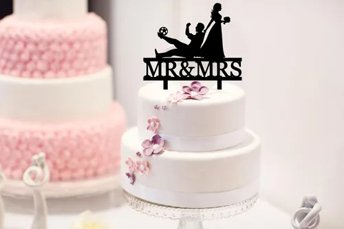 Miniatura 3 de Decoración de pastel de boda de fútbol, decoración de pastel de fútbol, decoración de pastel de boda de jugador de fútbol, novia arrastrando novio