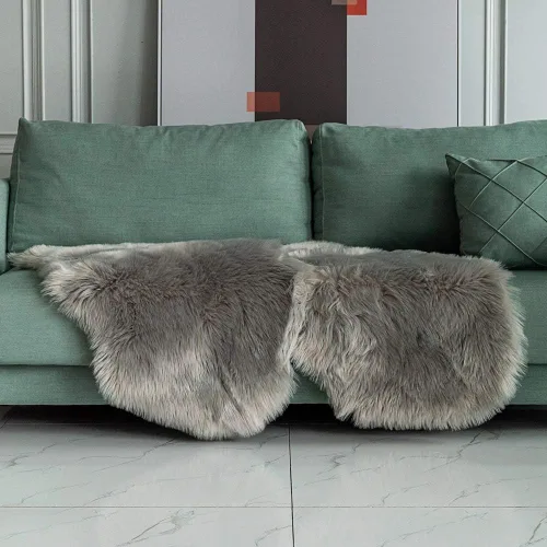 Miniatura 9 de Carvapet Funda de Silla de Piel de Oveja Sintética Suave de Lujo Cojín de Asiento Alfombras de Área de Piel Sintética Suave para Dormitorio, 2 pies