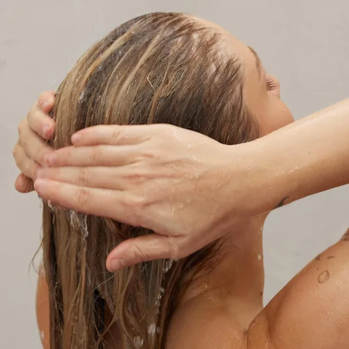 Miniatura 6 de Kristin Ess Hair The One - Acondicionador morado para tonificar + hidratar el cabello rubio, neutraliza los tonos latones + amarillos, sin sulfatos